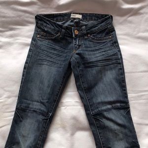 Low rise jeans